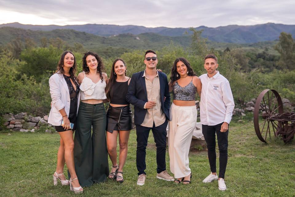 Espacio en medio de la naturaleza para celebraciones