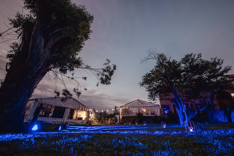 Espacio en medio de la naturaleza para celebraciones