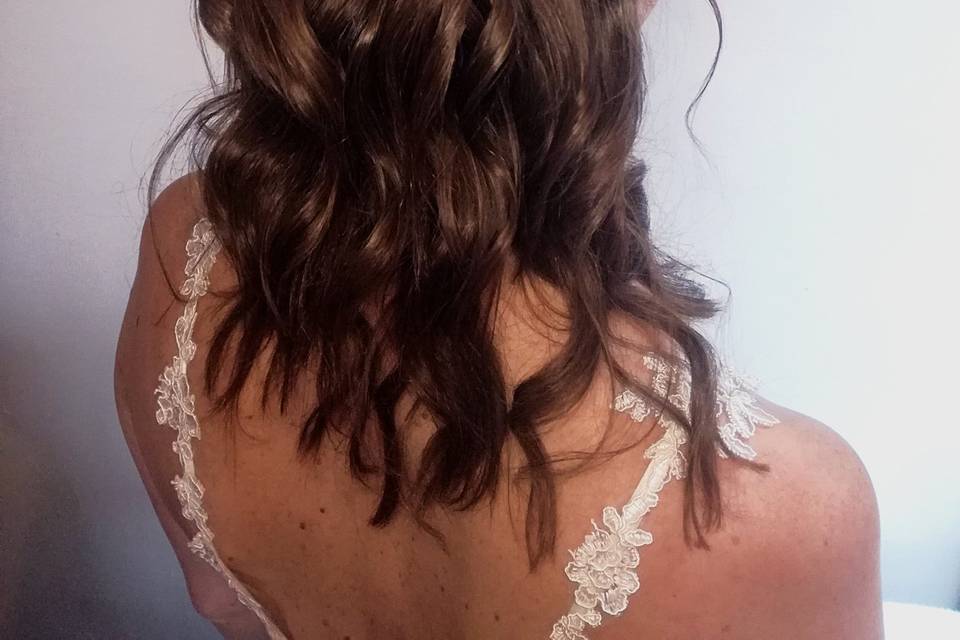 Peinado y tocado para novia