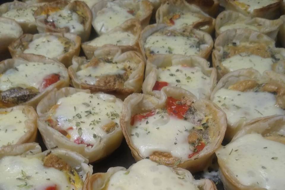 Minis quiché caprese