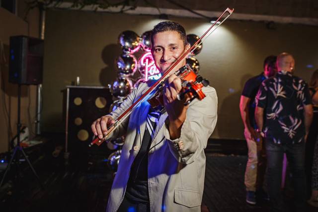 Silvio Maximiliano Rodriguez - Violinista