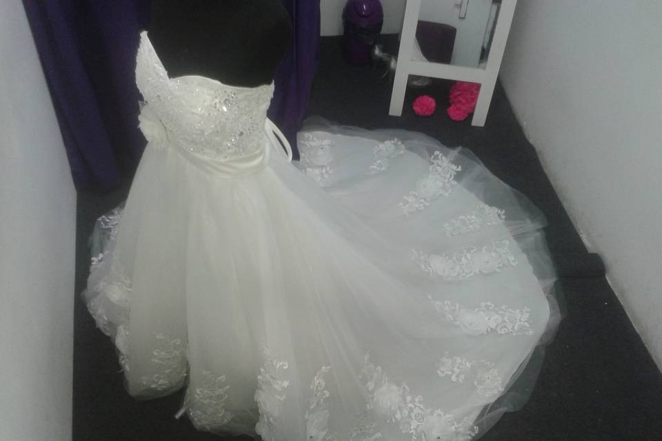 Vestido corte princesa