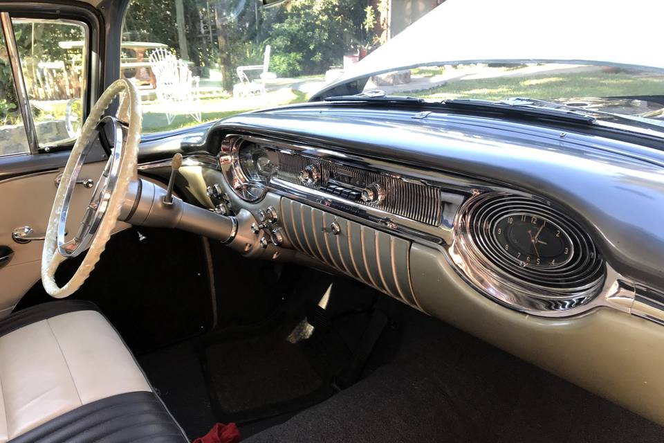 Oldsmobile Rocket 1956