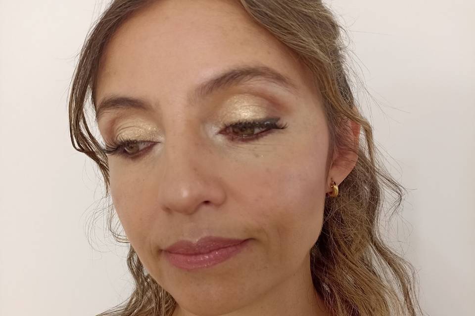 Carla Makeup
