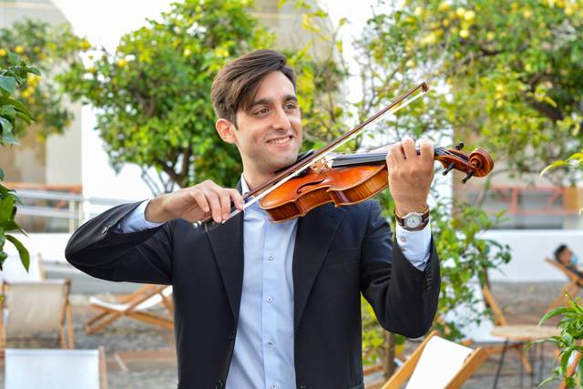Elias Tosonieri - Violinista