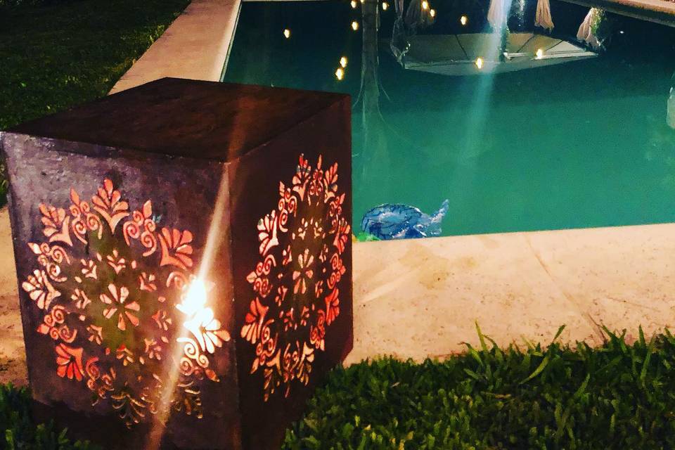 Piscina deco de noche