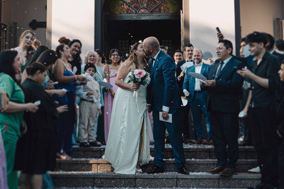 Beso de los novios