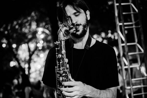 Saxofonista Jonhy Ferreyra