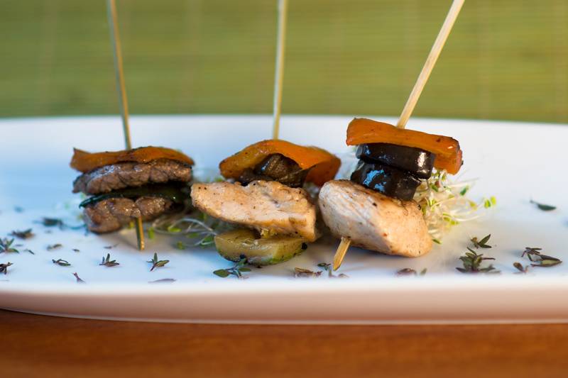 Pincho carne y verduras asadas