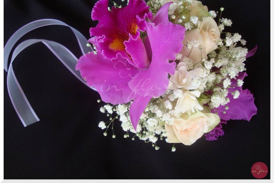 Bouquet con orquídeas