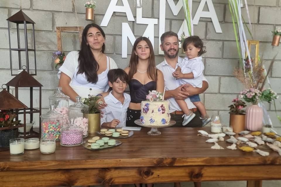 La torta en familia