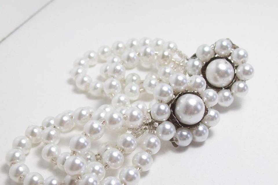 Aros perlas blancas